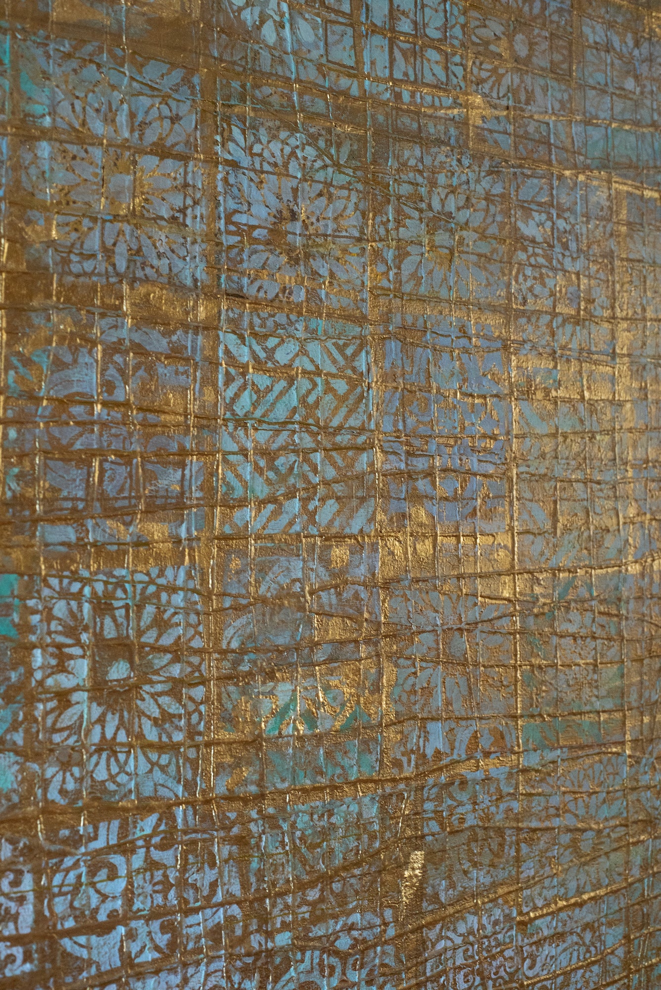 GOLDY GRID UNIVERSE -<b><span class="sold">SOLD</span></b>