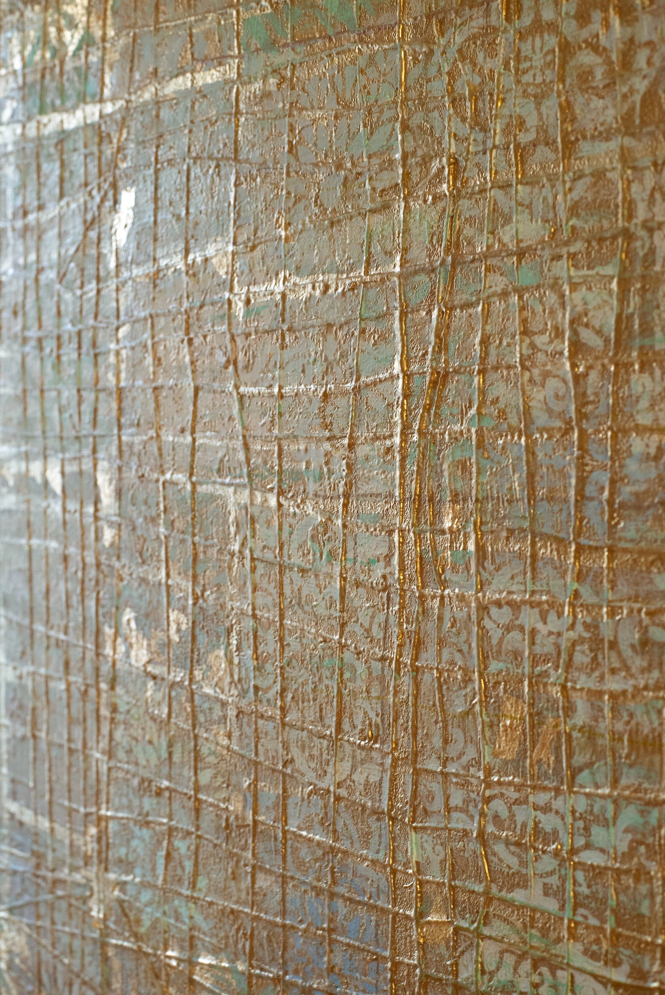 GOLDY GRID UNIVERSE -<b><span class="sold">SOLD</span></b>