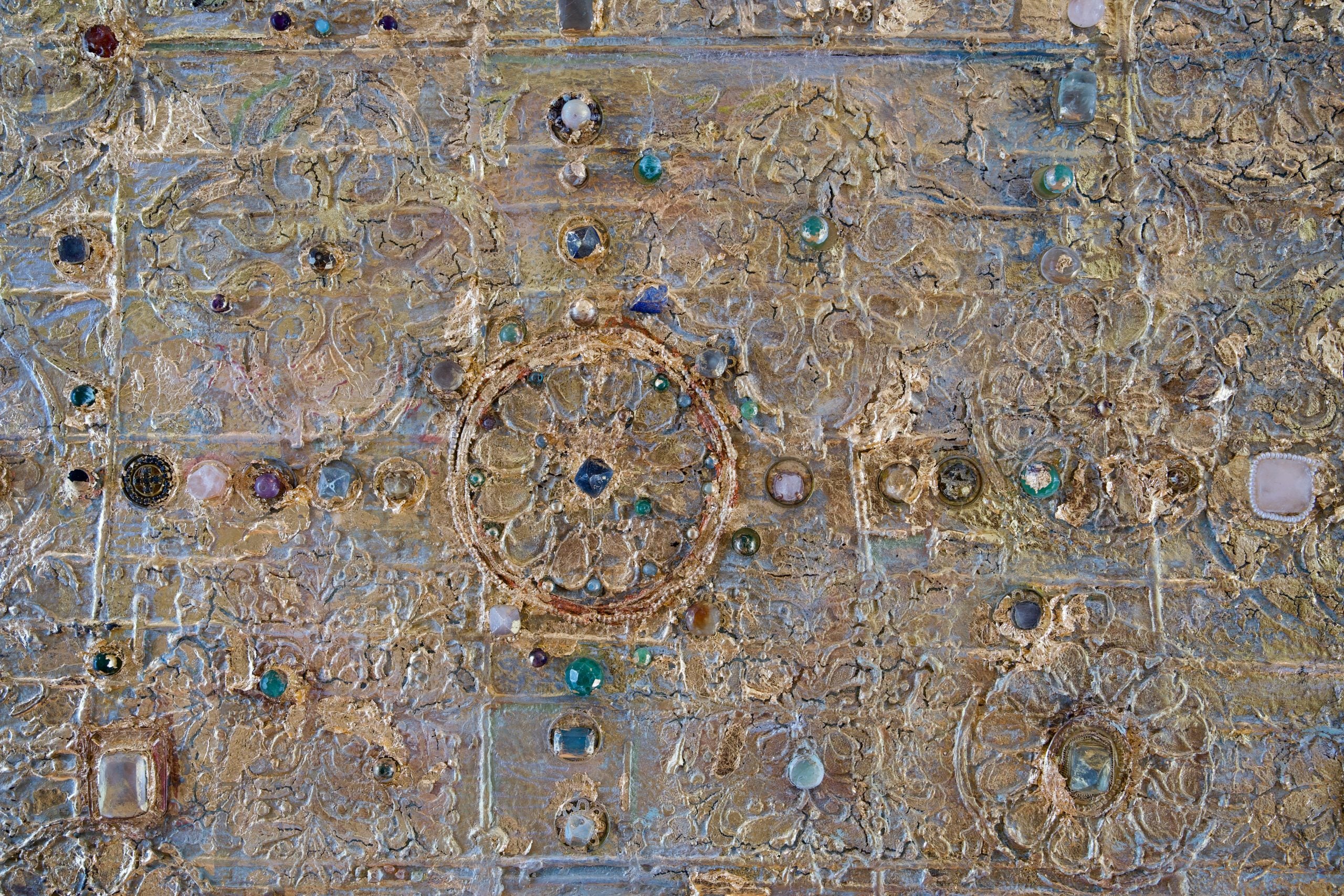 GOLDY CROSS JEWELS