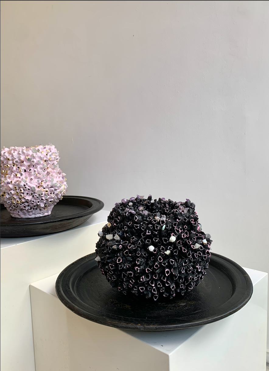 Black/Pink Seashell & Crystal Vase (Medium)